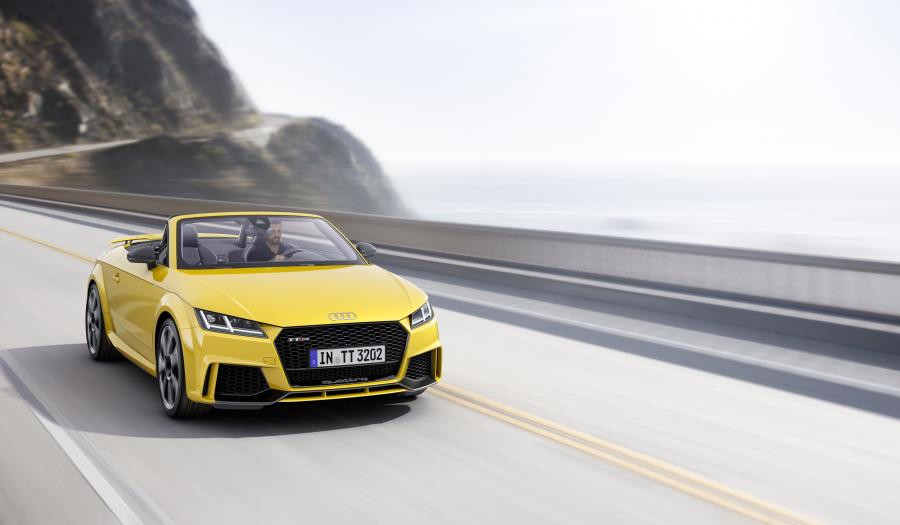  Audi TT RS Roadster (8S) 2016 года  (WW) (фото 29 из 57)
